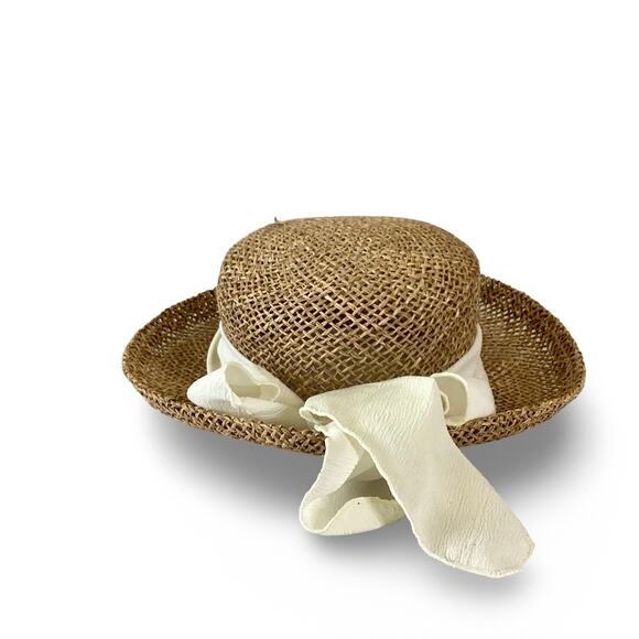 Summer Straw Hat with Ribbon Bow - Picture 4 of 5